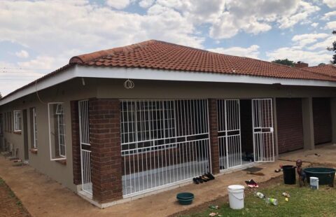 New Marlborough: Neat 3 Bedroomed House To Let In