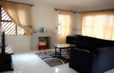 Glaudina: 3 Bedroomed House To Let