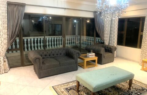 Chadcombe: 5 Bedroomed BnB Apartment Available