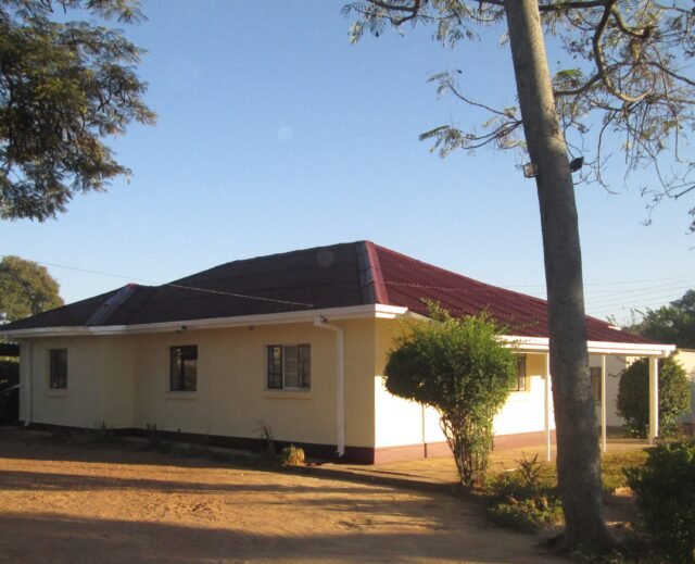 Queensdale House To let