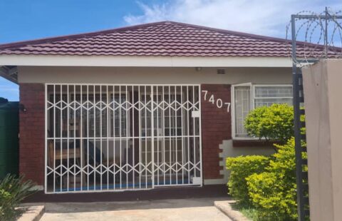 Stoneridge, Waterfalls: Neat 2 Bedroomed House To Let